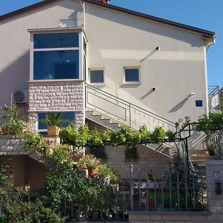 Apartman Oliva Pula Exterior photo